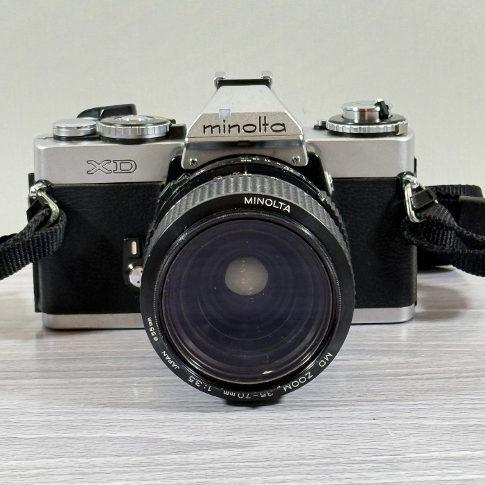 難あり　ミノルタ　MINOLTA XD　フィルムカメラ　一眼レフ　　MD ZOOM 35-70mm 1:3.5 55mm