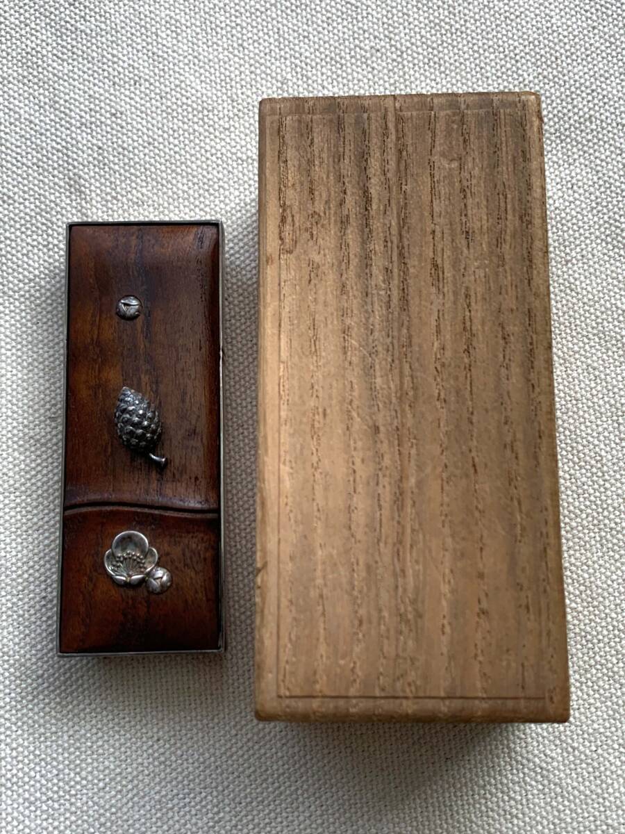 珍品 爪楊枝入れ　小物入れ　純銀製　蓋付