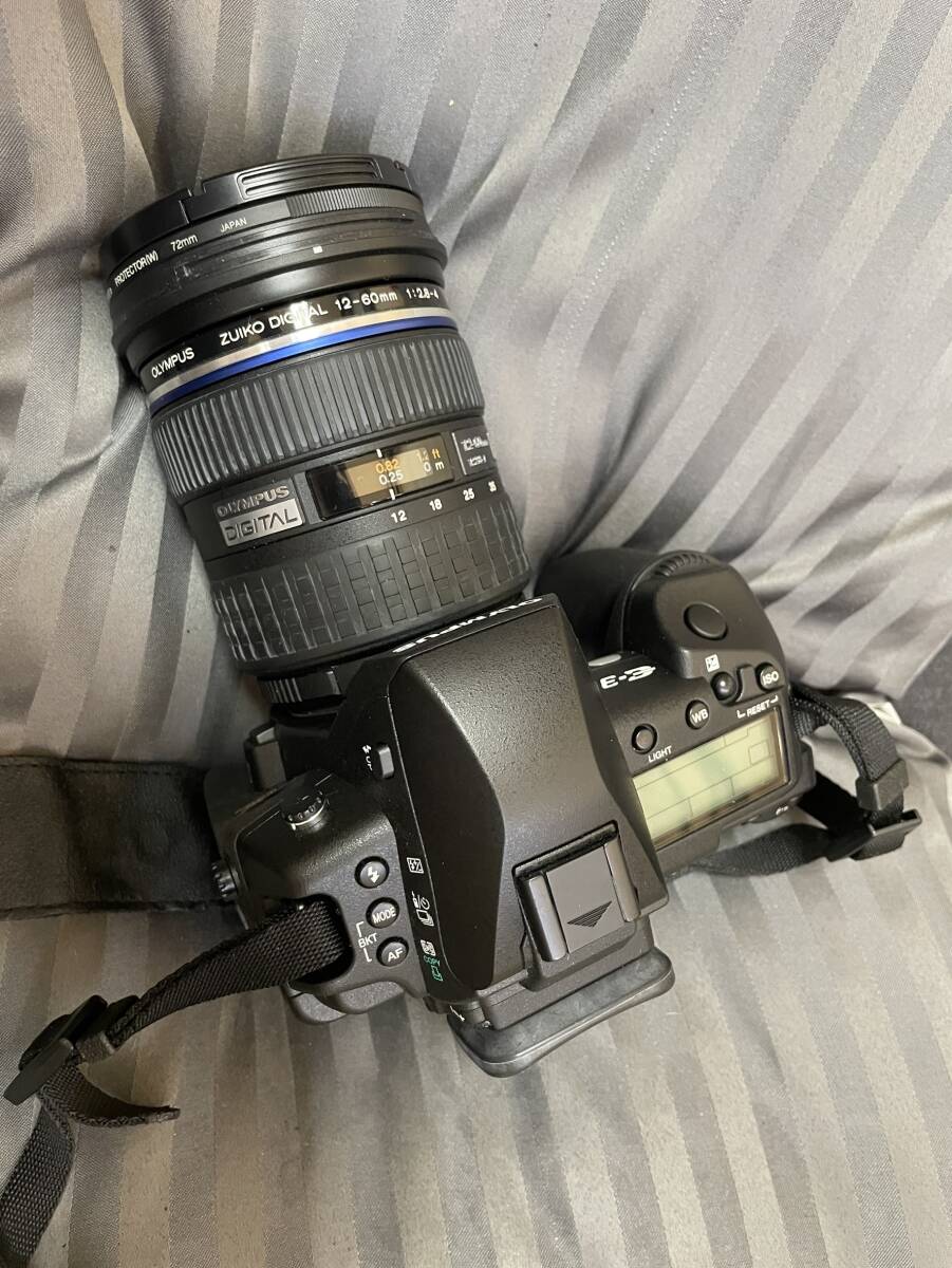 OLYMPUS 「E-3」「ズイコーデジタル ED 12-60mm F2.8-4.0 SWD」「HLD-4」