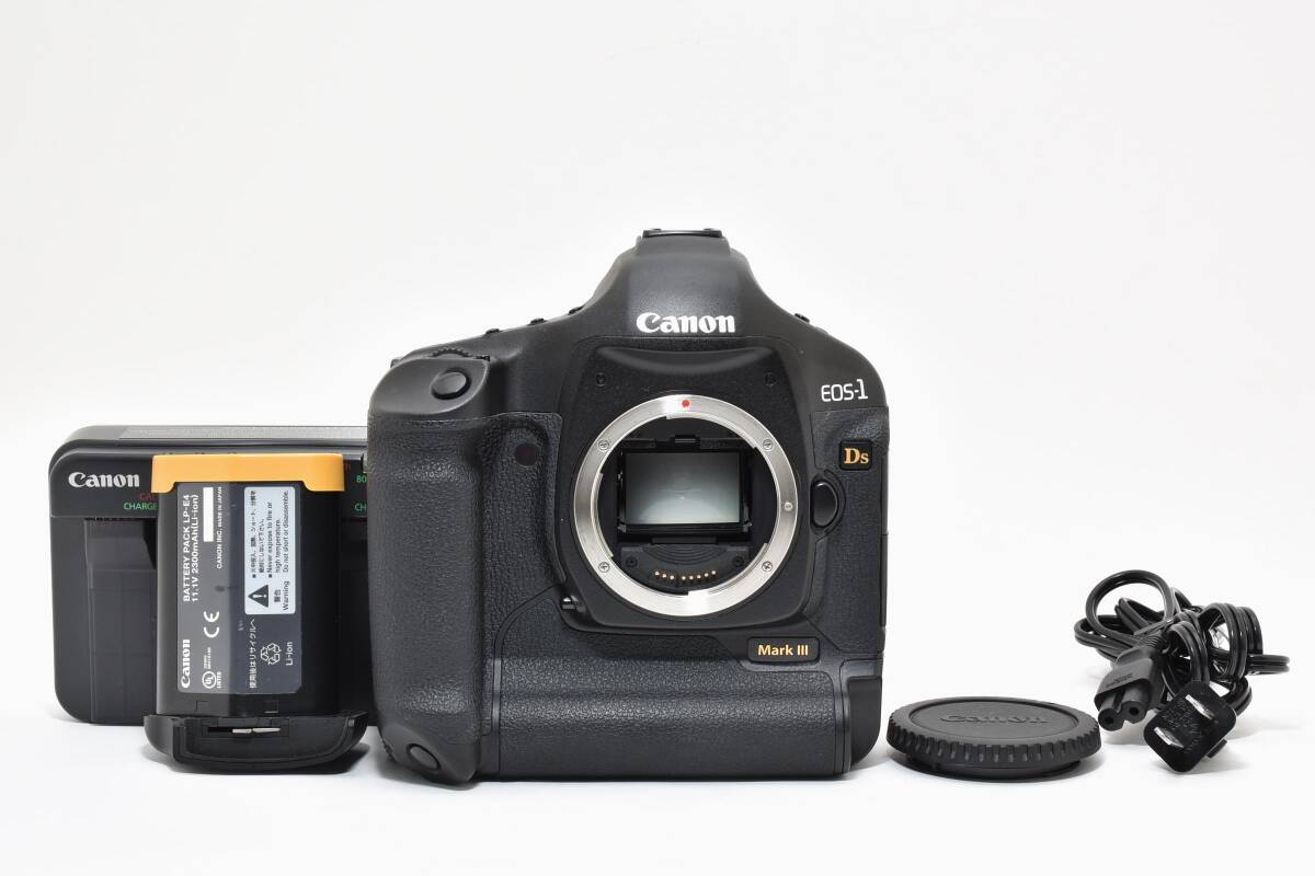 ★極上美品★ シャッター数最小7,982 枚 キヤノン Canon EOS-1 Ds Mark III ボディ Canon純正 LC-E4 LP-E4付属！