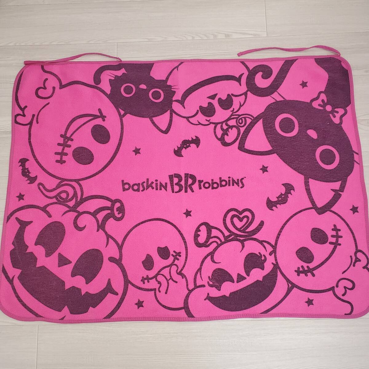 サーティワン 31 非売品 ブランケット ひざ掛け ポリエステル100％ 肩掛け キャンプ アウトドア ノベルティグッズ レジャー