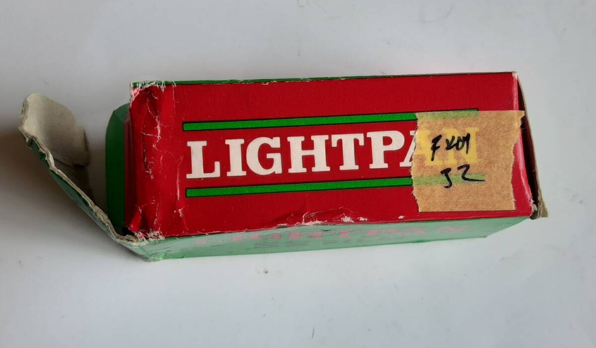 S8 愛光商会　Lightpan SS J120 期限切れ 期限切れ