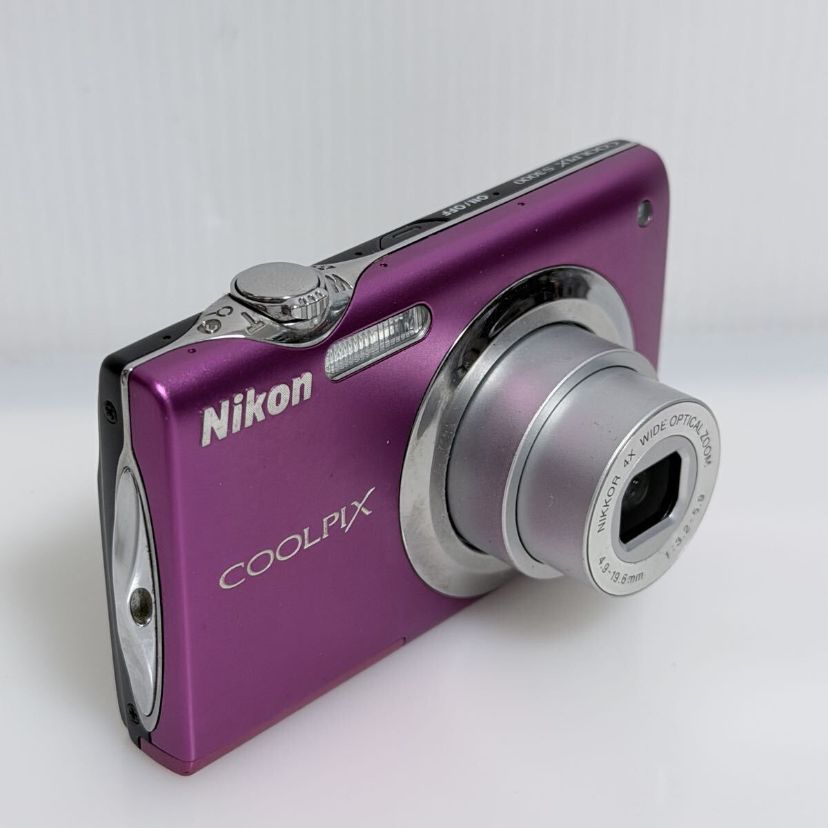 Nikon ニコン COOLPIX S3000 コンパクトデジタルカメラ デジカメ 