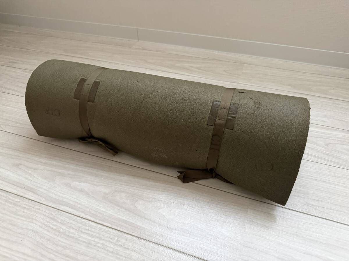 米軍放出品 スリーピングマット DLA-100-85-C-4066