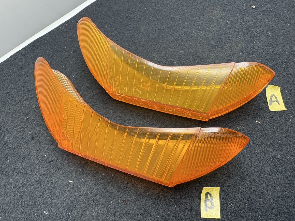 空冷VW 空冷ワーゲン　タイプ3 ノッチバック　バリアント　FB 純正　HELLA フロントウィンカー　レンズ　ブーメランタイプ　ペア　AB