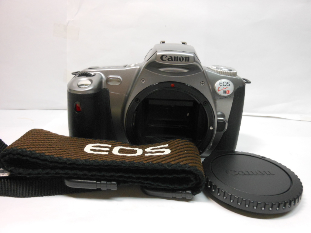 ☆希少美品級☆Canonキヤノン EOS Kiss　ⅢL 　付属品多数 　即日発送