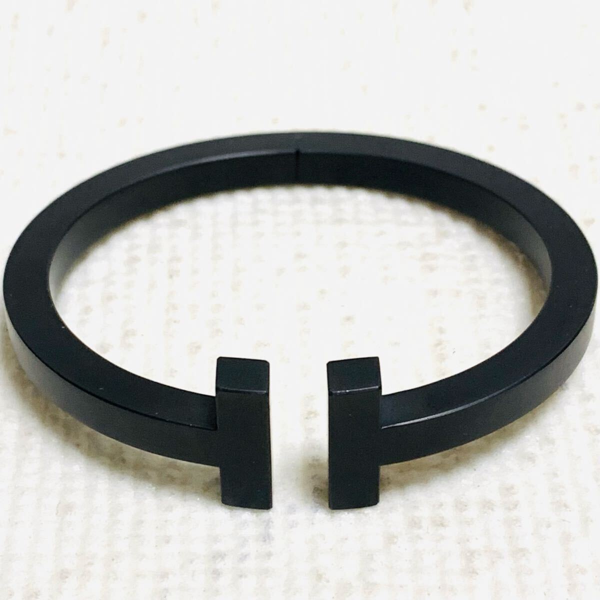 【TIFFANY】ティファニー Tスクエア ブレスレット ブラック バングル 内径約15cm