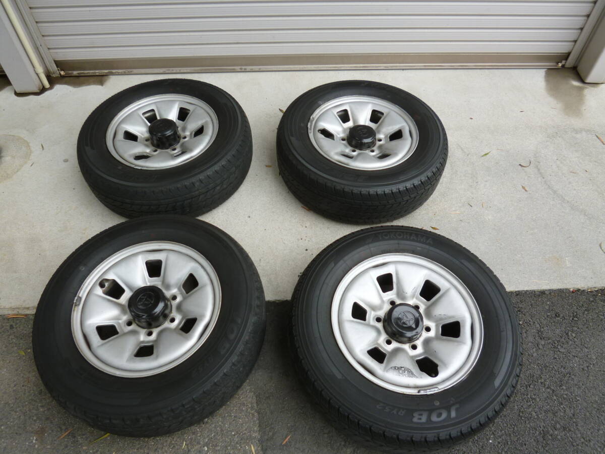 【9383】トヨタグランドハイエースより取り外し　15インチトヨタ純正ホイール+ヨコハマタイヤ205/70R15　4本セット