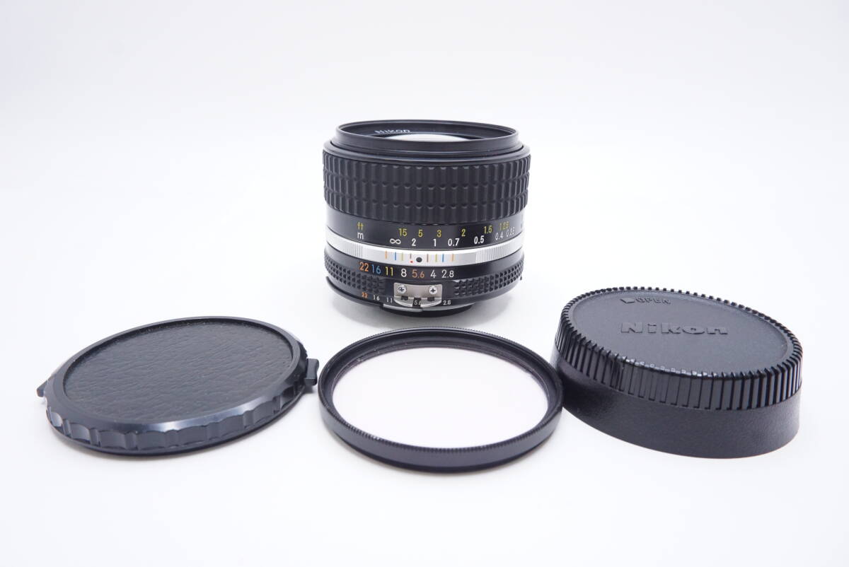 ○ Nikon ニコンAi-S NIKKOR 28mm F2.8(前後キャップ、フィルター付)