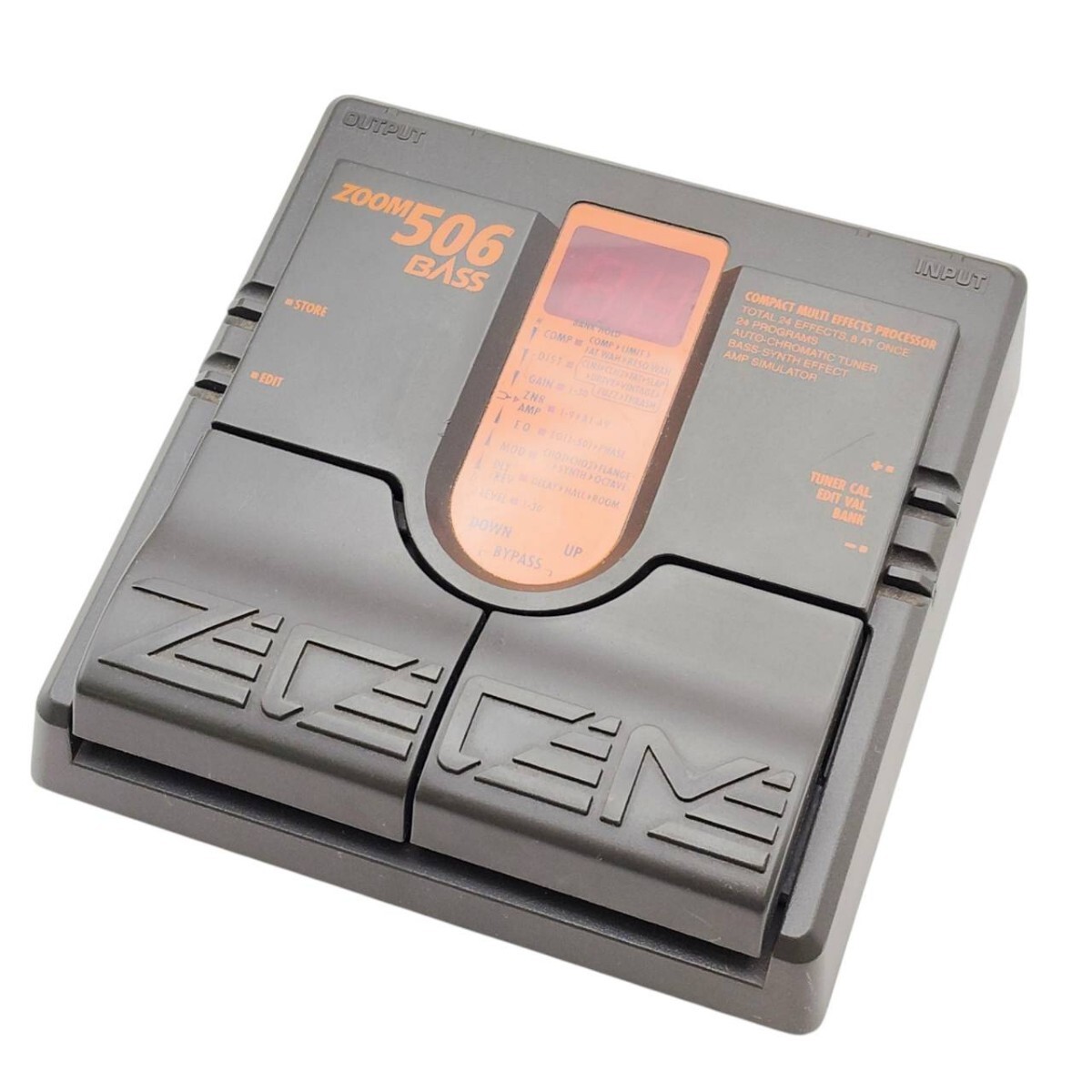 T-00784 ズーム ZOOM 506 BASS エフェクター ベース マルチエフェクター 楽器 コンパクト 音響機材 通電動作未確認 現状品 015
