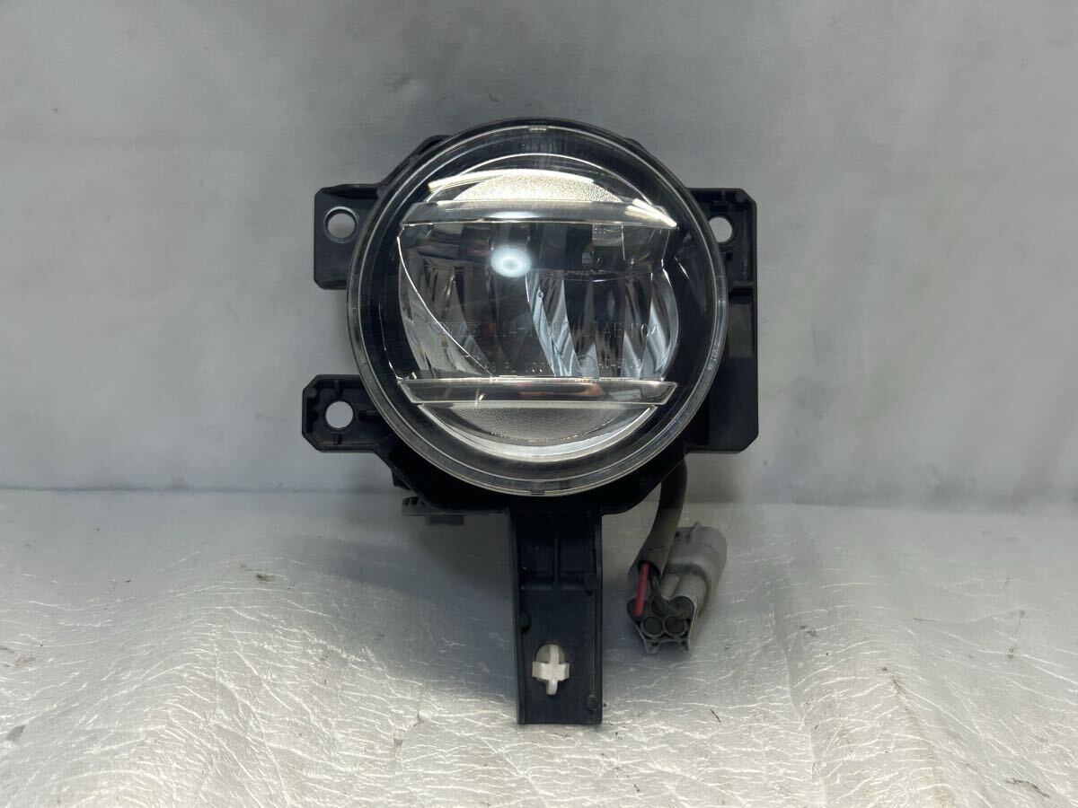 LED フォグランプ 左 LA250S キャスト KOITO 114-11092 ダイハツ 純正 GU26-0449
