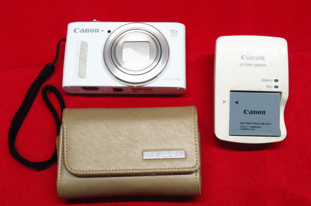 通電・簡単な動作確認済み Canon キャノン PC2191 SX610 HS デジタルカメラ ホワイト 白 バッテリー ケース付き 管理8S0406O-B3