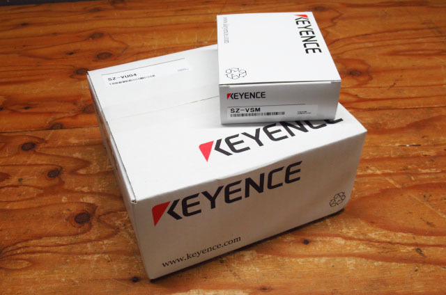 2点セット 未使用 KEYENCE キーエンス SZ-VU04 多機能タイプ表示ユニット SZ-VSM システムメモリ 管理8S0410E-B5