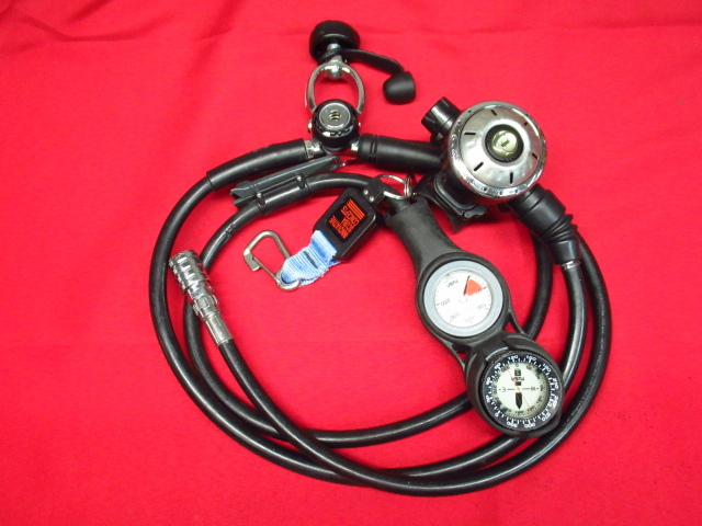 TUSA ツサ レギュレーター EN250-2000 ゲージ ダイビング用品 管理8T0406G-F5