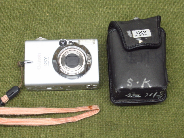 ジャンク品 Canon キヤノン IXY DIGITAL500 AiAF コンパクトデジタルカメラ 管理8H0406A-L1