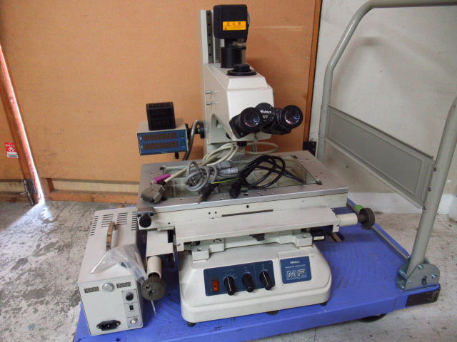 直接引き取り歓迎！現状品 Mitutoyo ミツトヨ 176-704 MEASURING MICROSCOPE MF AT115-100 測定顕微鏡 管理8k0409K