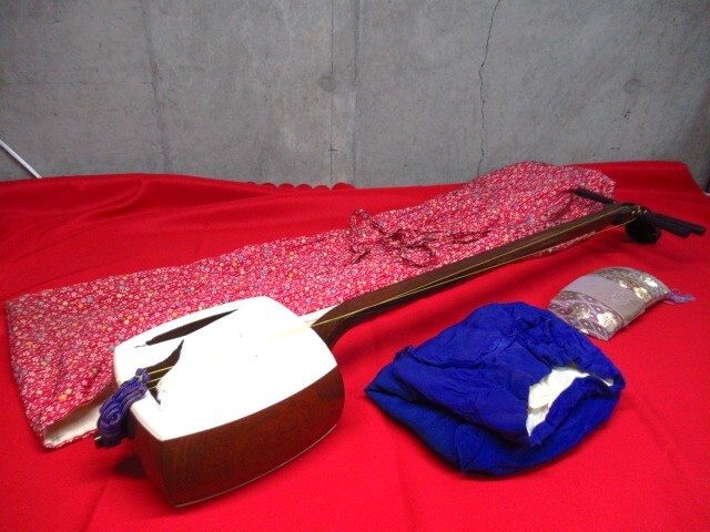 破れ・ヒビあり 長唄三味線 細棹 短棹 丸打胴 山サワリ 1本溝 刻印なし 糸巻き 収納袋付き 弦楽器 和楽器 管理8T0411A-H10