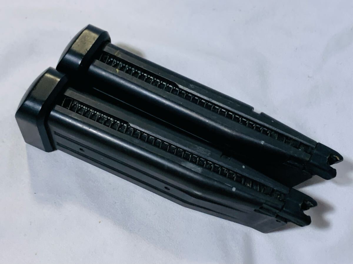RESTRICKTED 15820 FOR EXPORT 2133 FOR LAW ENFORCEMENT ONLY TOKYO MARUI 東京マルイ ハイキャパ5.1 マガジン2本セット ジャンク？