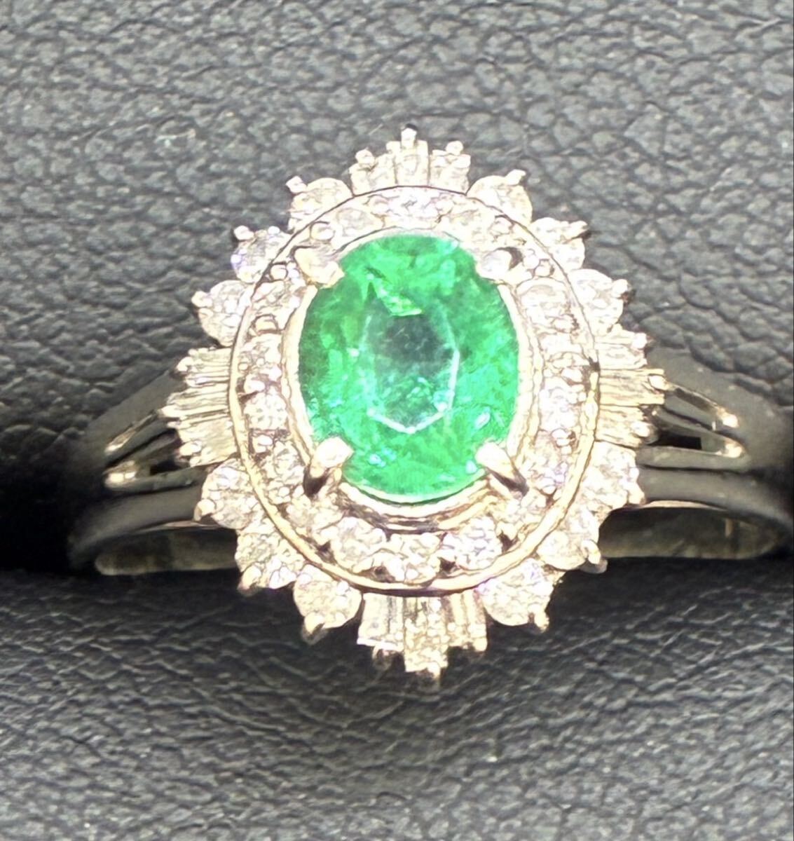 Pt900 エメラルド ダイヤモンド E0.70Carat 0.44Carat デザインリング 約5.1g 2A1574.14