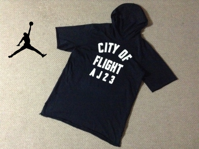 ★美品★ナイキ ジョーダンブランド 半袖パーカー ブラック 黒 XLサイズ Tシャツ バスケ JUMPMAN NIKE JORDAN BRAND 911317-010
