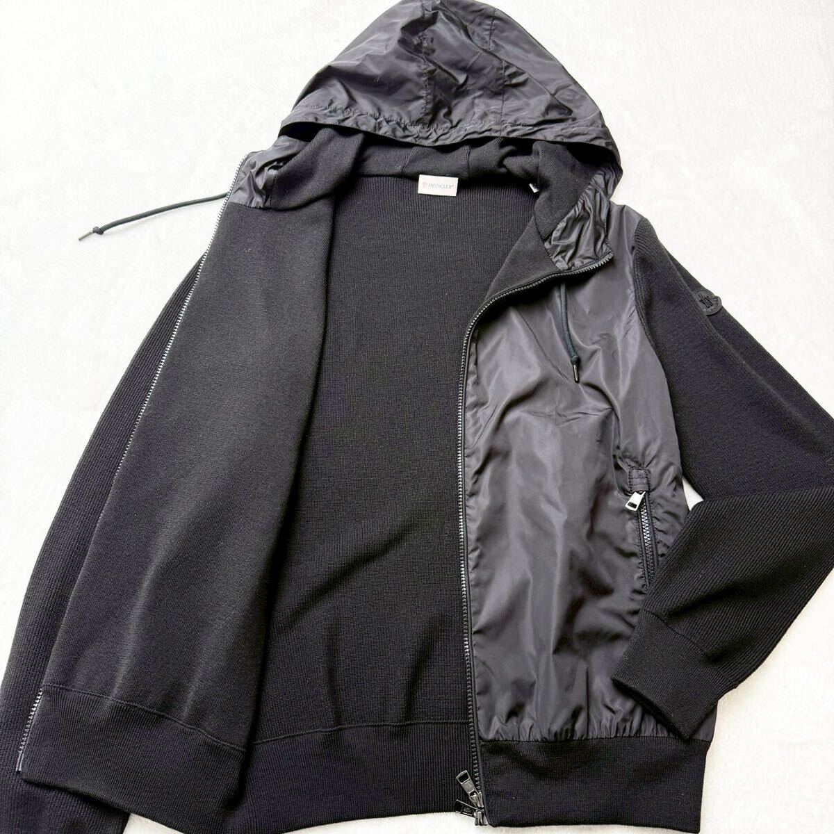2816 現行◎希少XL/ほぼ未使用 MONCLER モンクレール ニット切替 パーカー 黒ワッペン キルティング ナイロンジャケット ブルゾン ブラック