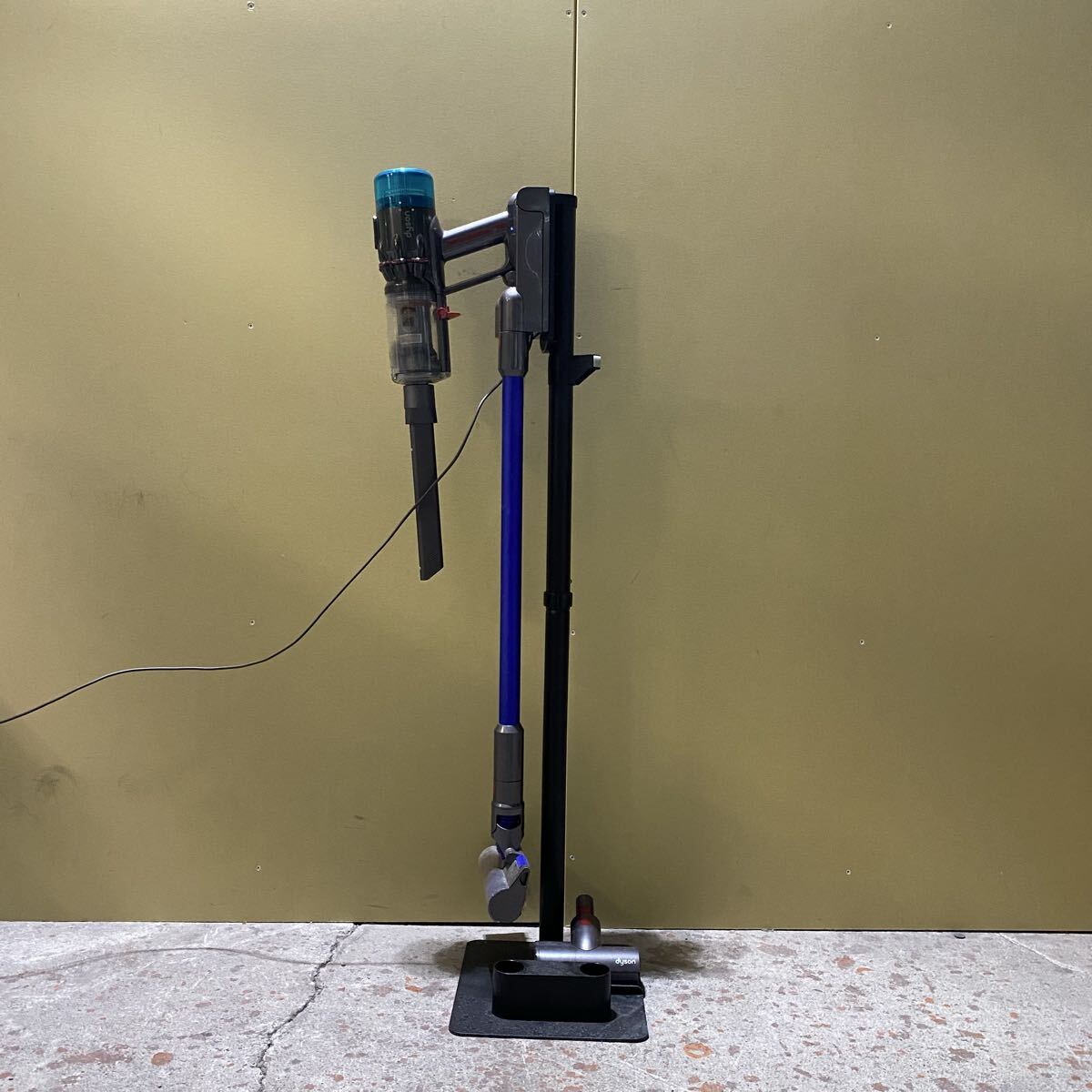 ☆【売り切り】dyson/ダイソン コードレスクリーナー SV21 現状品 家財便Bランク《直接引取歓迎》