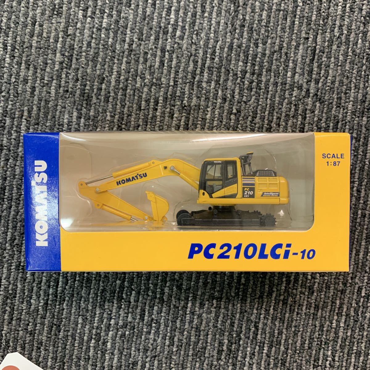 493 ミニチュア KOMATSU コマツ PC210LCi-10 油圧ショベル コマツオリジナルミニチュア ミニカー Excavator ショベルカー 非売品
