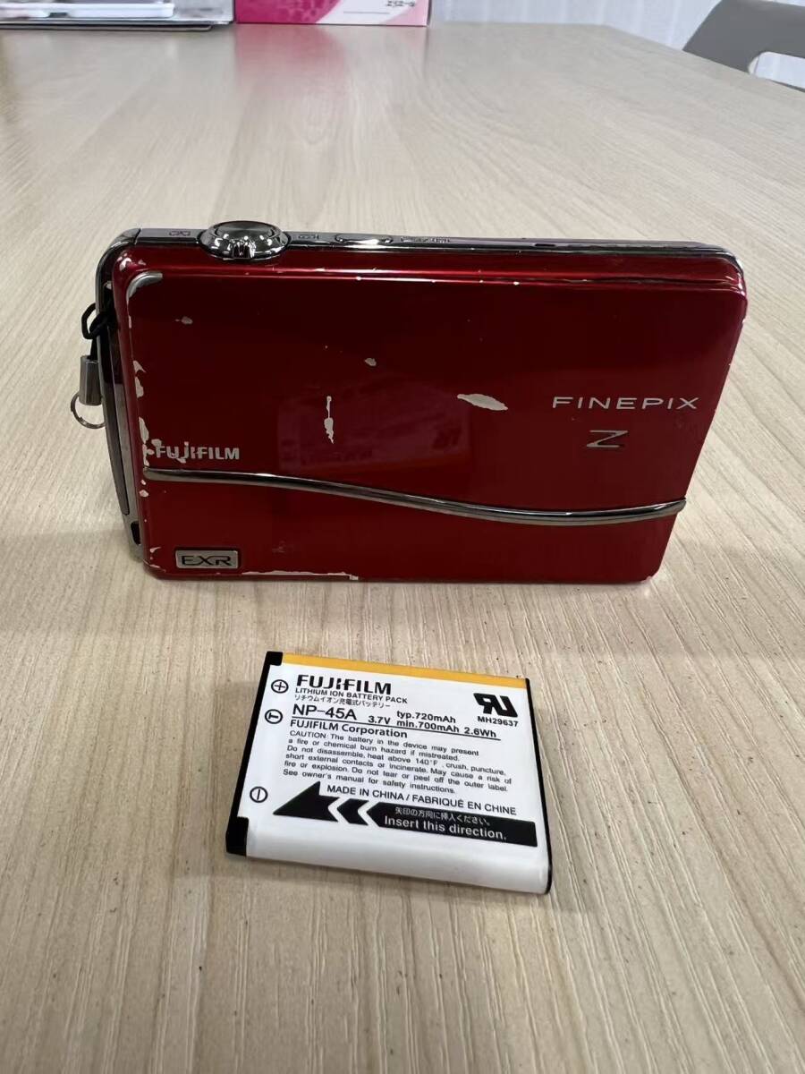 秋田発　FUJIFILM フジフィルム Finepix Z800 EXR　動作確認済現状渡し