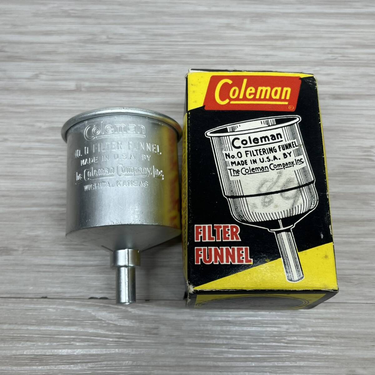 ●【MH-2796】未使用保管品 Coleman コールマン No.0 アルミファンネル NOS ブルーフィルター&元箱付き【レタパ可能】