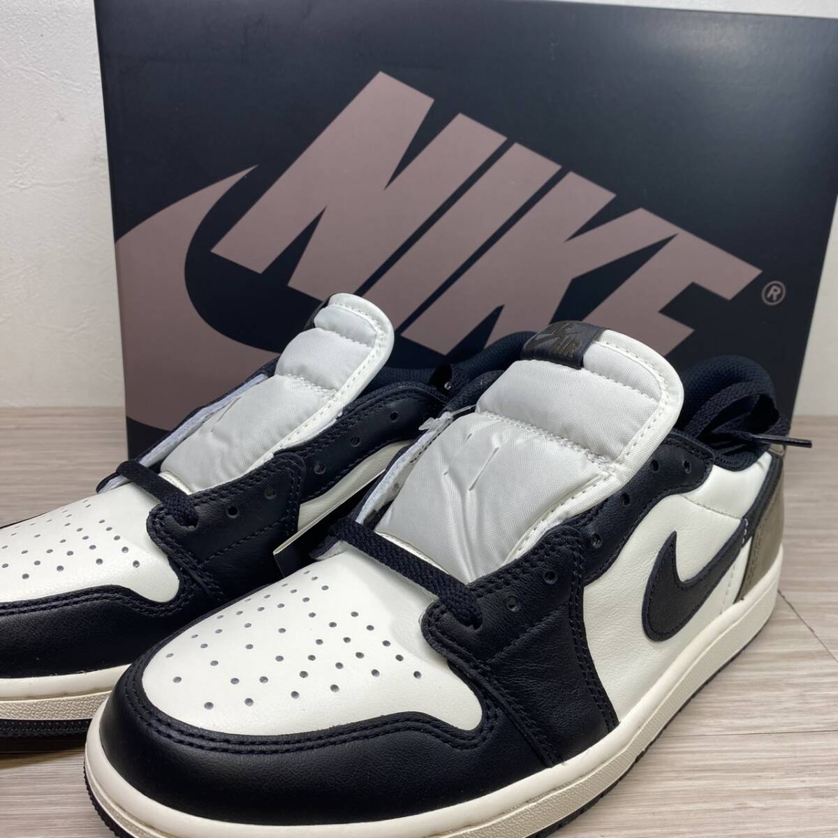【MH-2847】未使用品 NIKE ナイキ AIR JORDAN 1 RETRO LOW OG MOCHA エアジョーダン1モカ ローカットスニーカー 27.5cm CZ0790-102