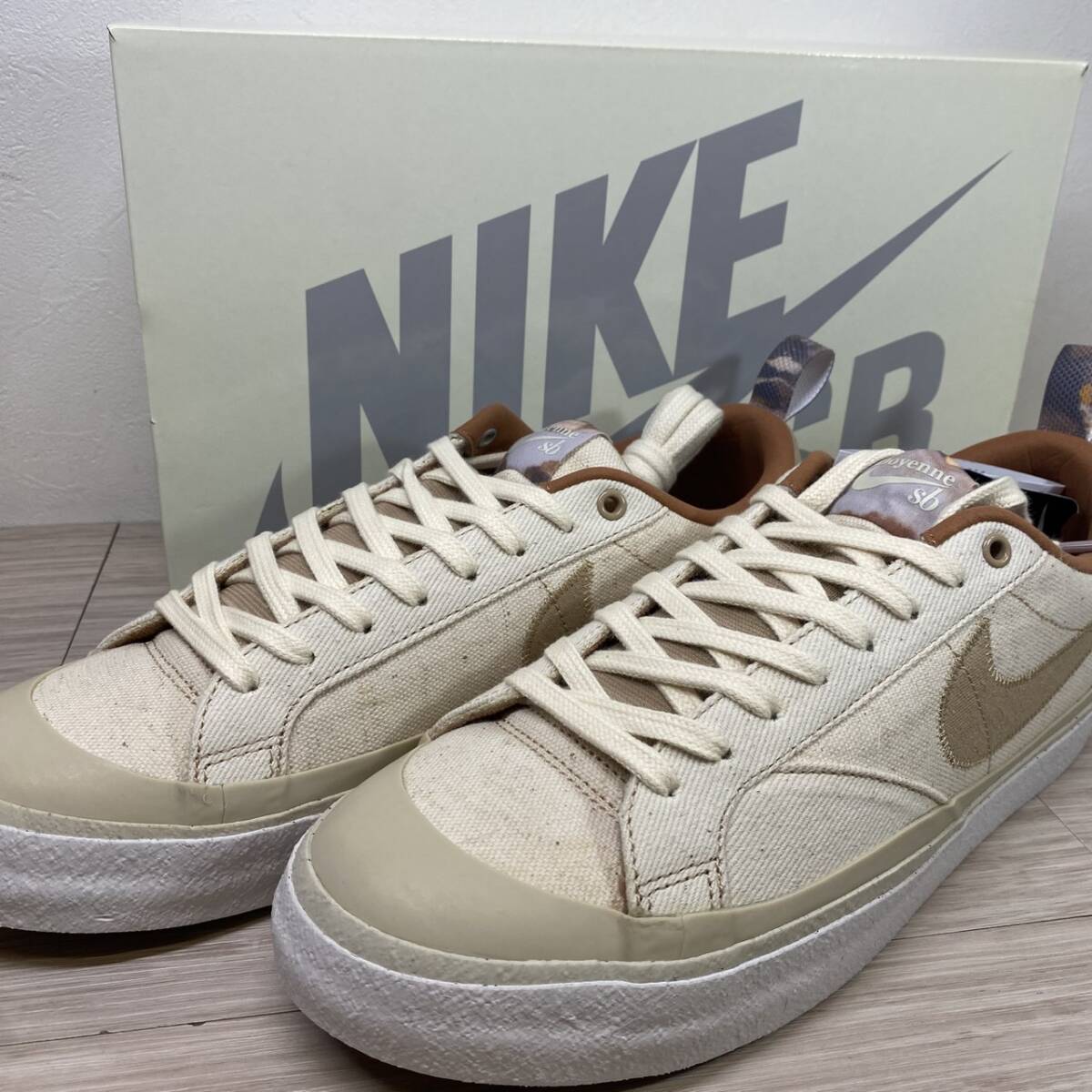 【MH-2856】未使用品 NIKE SB ナイキブレーザー BLAZER LOW QS DOYENNE DZ3406-100 27.5cm ロー QS ドイエン