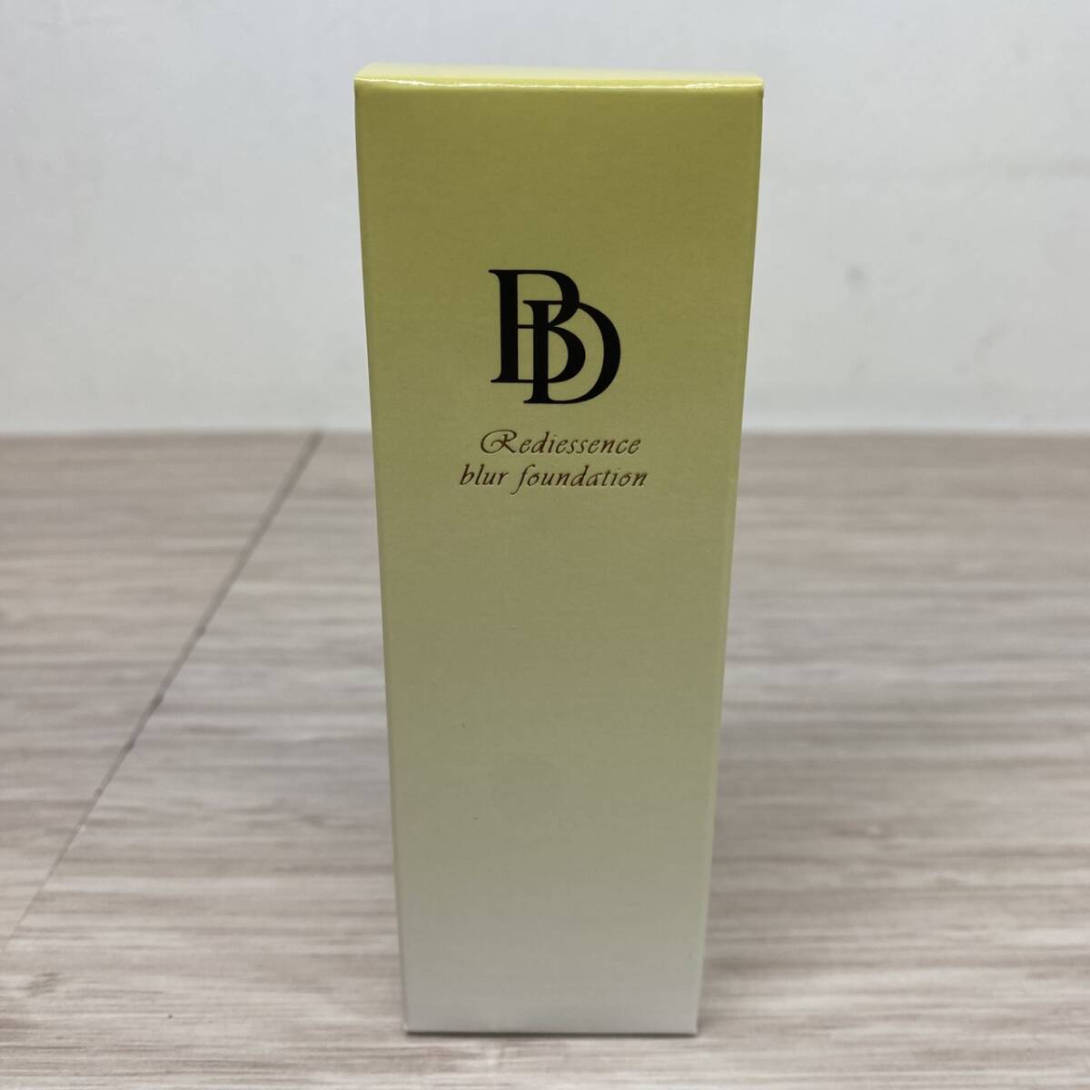 ●【MH-2907】未使用 Be Door レイディエッセンスブラーファンデーション 薬用リンクルケア美白リキッドファンデーションLO 26g【レタパ】