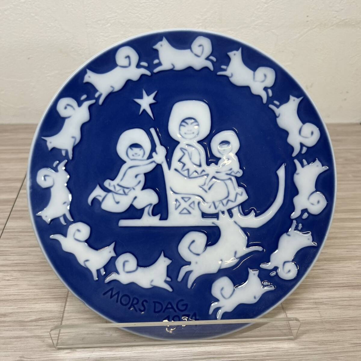 【MH-2834】未使用保管品 Royal Copenhagen ロイヤルコペンハーゲン 食器 ブルー 1974年 Mother's Dayプレート