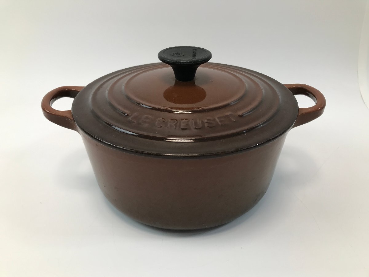 【2-4-2394】Le Creuset ル・クルーゼ ココット・ロンド 18cm 両手鍋 ブラウン 鋳物ホーロー キッチン用品
