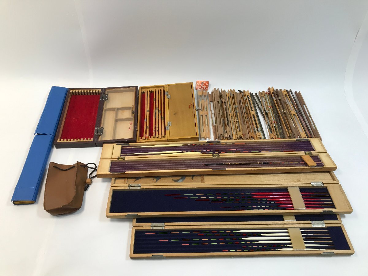 【11-8-9941】ヘラ釣り用 浮き 仕掛け巻き 針外し まとめ セット 寿光 志水 他 木箱入り 大量 中古品