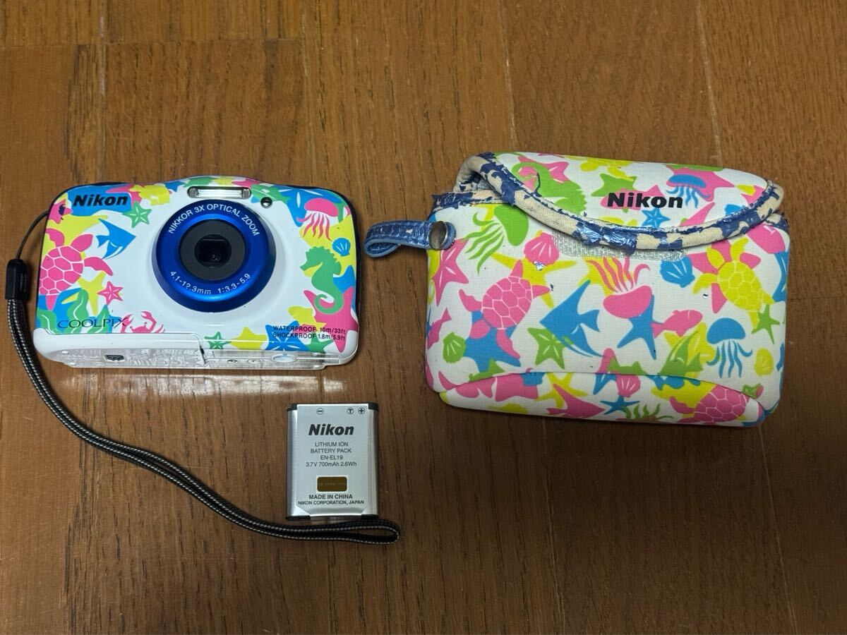 Nikon COOLPIX W100 ニコン クールピクス マリン デジタルカメラ