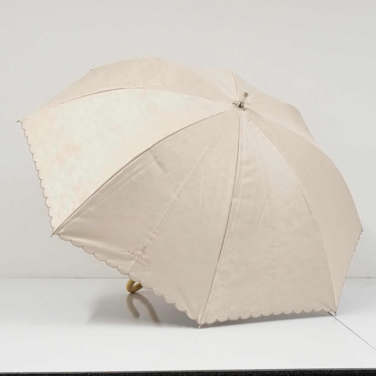 晴雨兼用日傘 LANVIN COLLECTION ランバンコレクション USED美品 レースフラワー ローズ ロゴ スカラップ刺繍 UV ベージュ 50cm S3718