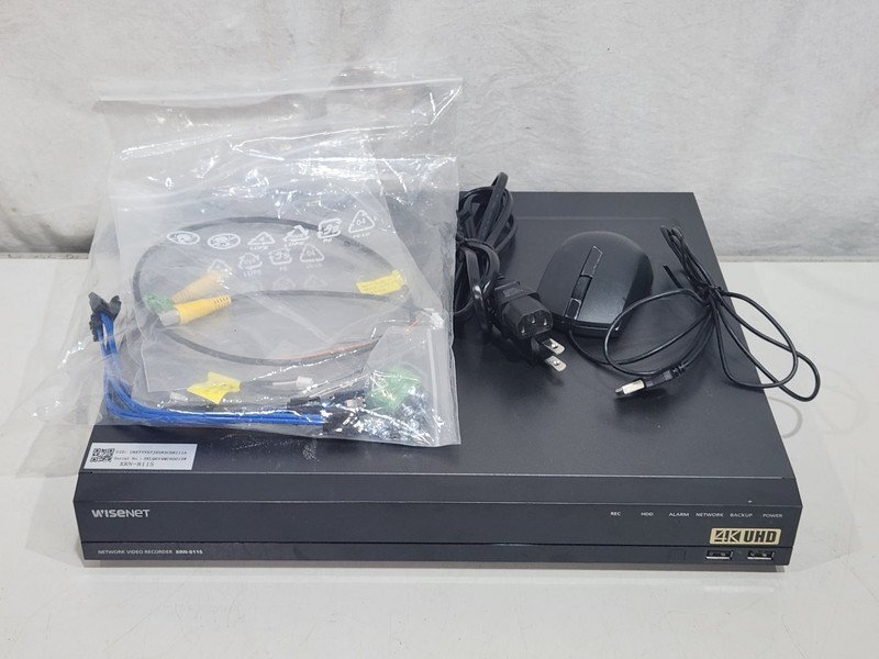 [現状品] WISENET NVR ネットワークビデオレコーダー XRN-811S 4TB 初期化/フォーマット済み (1)