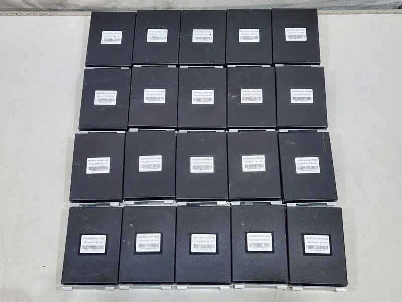 [ジャンク] POSレジ ストレージ 産業用 SSDまとめ NVDISK3-SX0160B 計20個 (1)