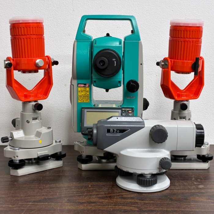 中古｜SOKKIA ソキア 測量機セット SET530RS / B20 / 1素子プリズム APS12S×2 / 三脚×3 トータルステーション｜動産王｜千葉｜送料無料