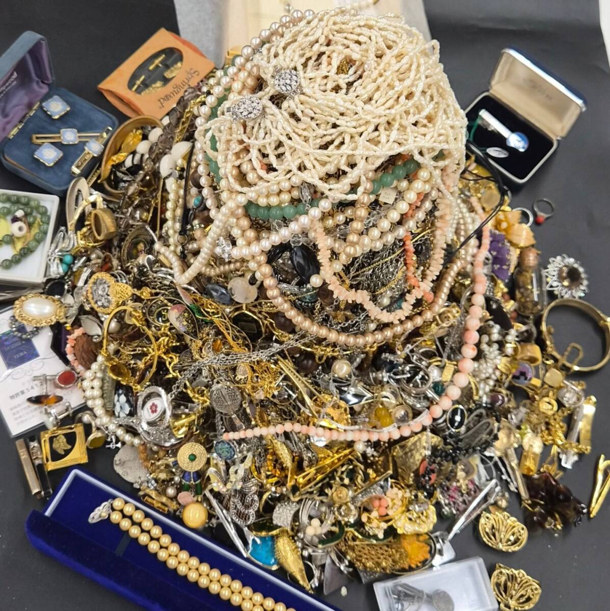 アクセサリー まとめ 約10kg以上 ネックレス ピアス シルバー パール イミテーション ジャンク SILVER925 銀製 SILVER 刻印有 #16932