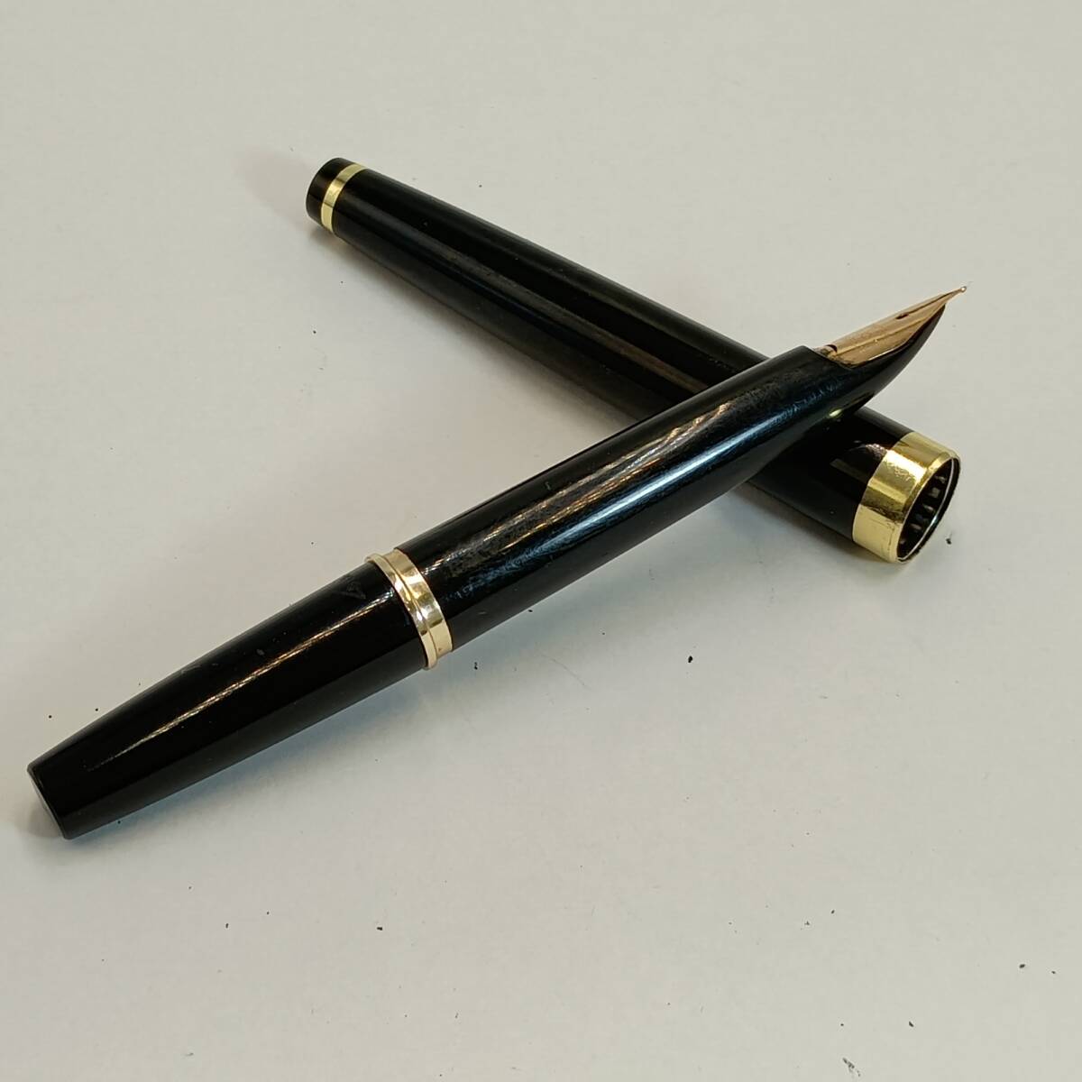 ペン先18K-750刻印あり PILOT 万年筆 パイロット エリート 筆記具 ペン 筆記未確認 #49103