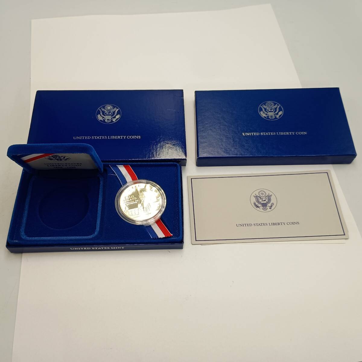 1ドル銀貨 約26.8g 1986年 自由の女神 アメリカ リバティコイン 硬貨 貨幣 銀 記念メダル #25977