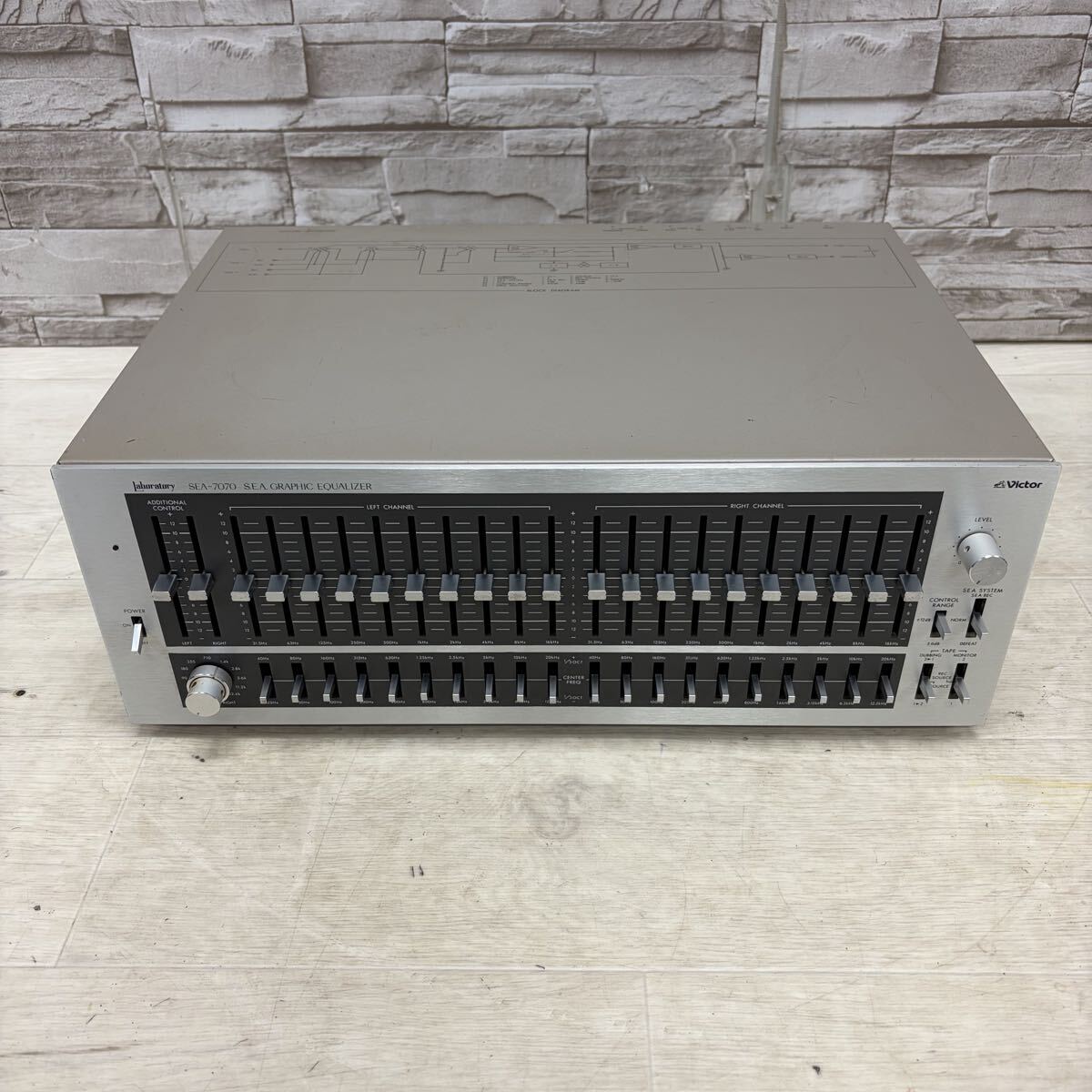 ☆1円〜☆ Victor ビクター グラフィックイコライザー SEA-7070 GRAPHIC EQUALIZER イコライザー