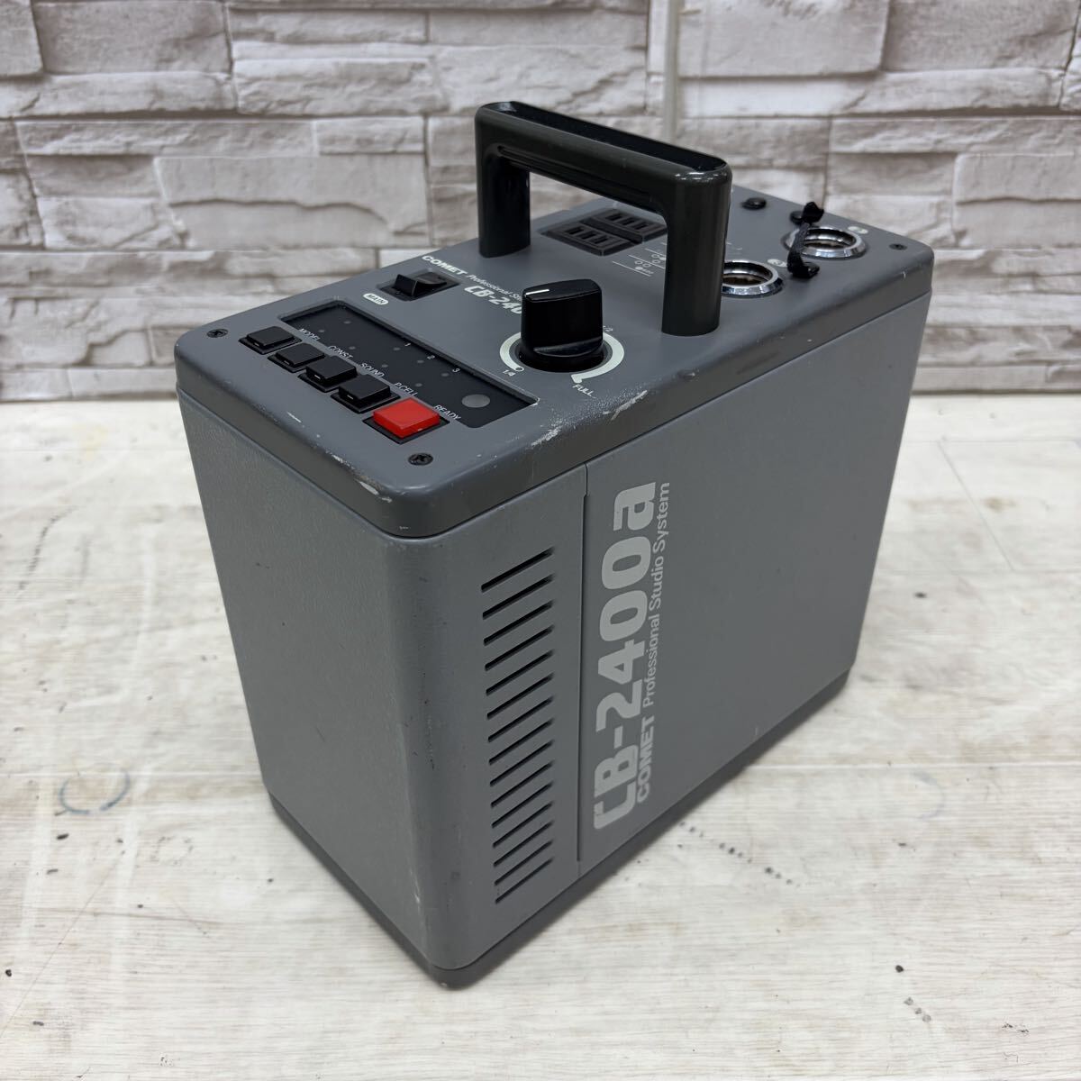 ☆1円〜☆ COMET コメット ストロボ ジェネレーター CB-2400a 電源部