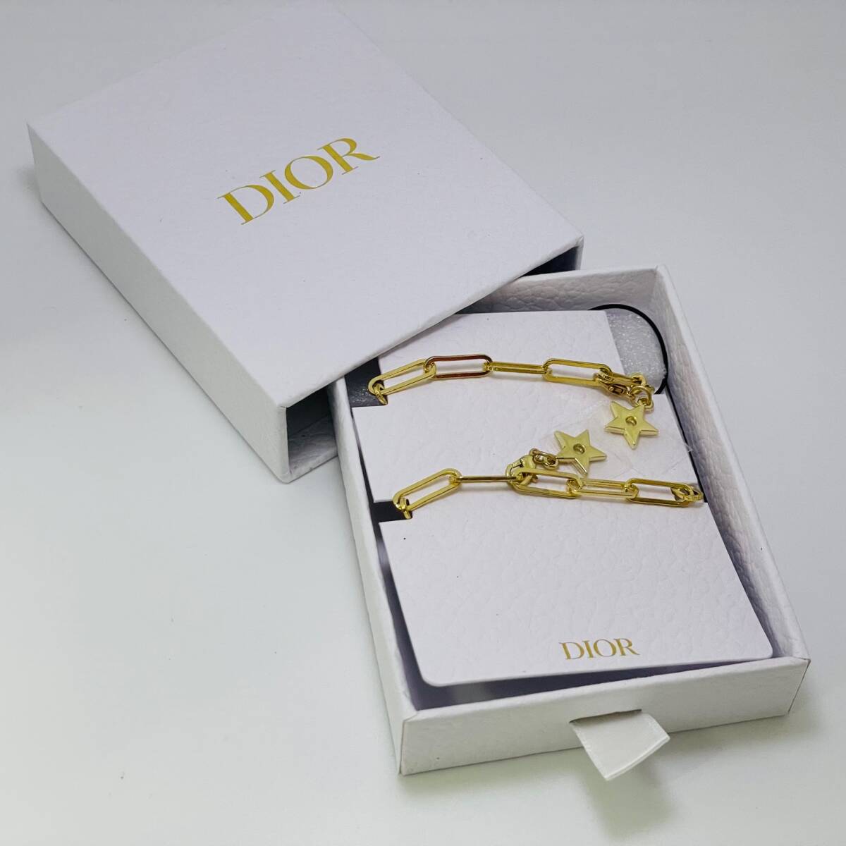 未使用　個人保管品　　DIOR 　ディオール 　ノベルティ 　星モチーフ 　ストラップ　チャーム