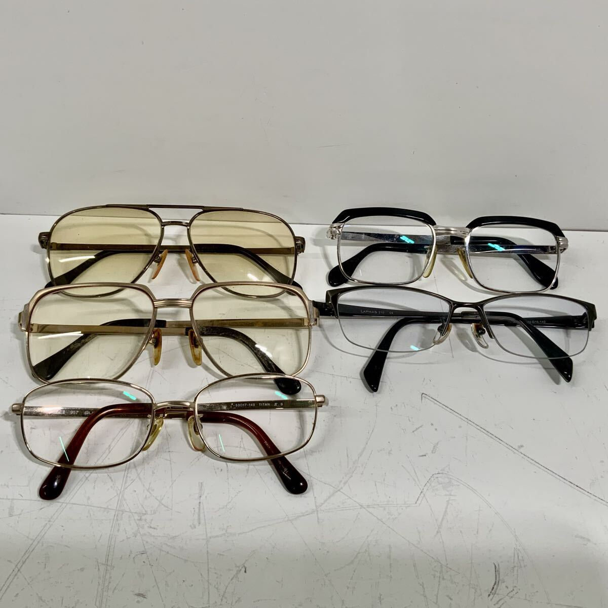 眼鏡 メガネ めがね サングラス 伊達メガネ ダテ カラー ブラウン ライトブルー チタンフレーム まとめ 5点セット 老眼鏡 遠視 アイウェア