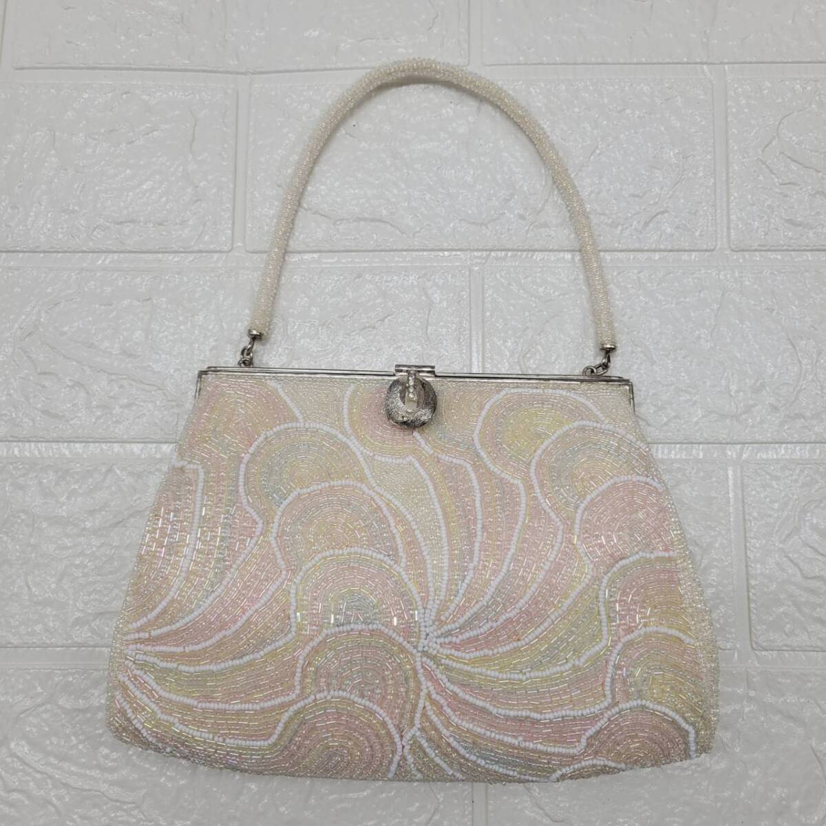 ★【在庫処分価格】パーティーバッグ 和装バッグ パステルカラー ビーズ刺繍 レトロ ビーズバッグ 現状渡し 中古品 ☆T4-179J