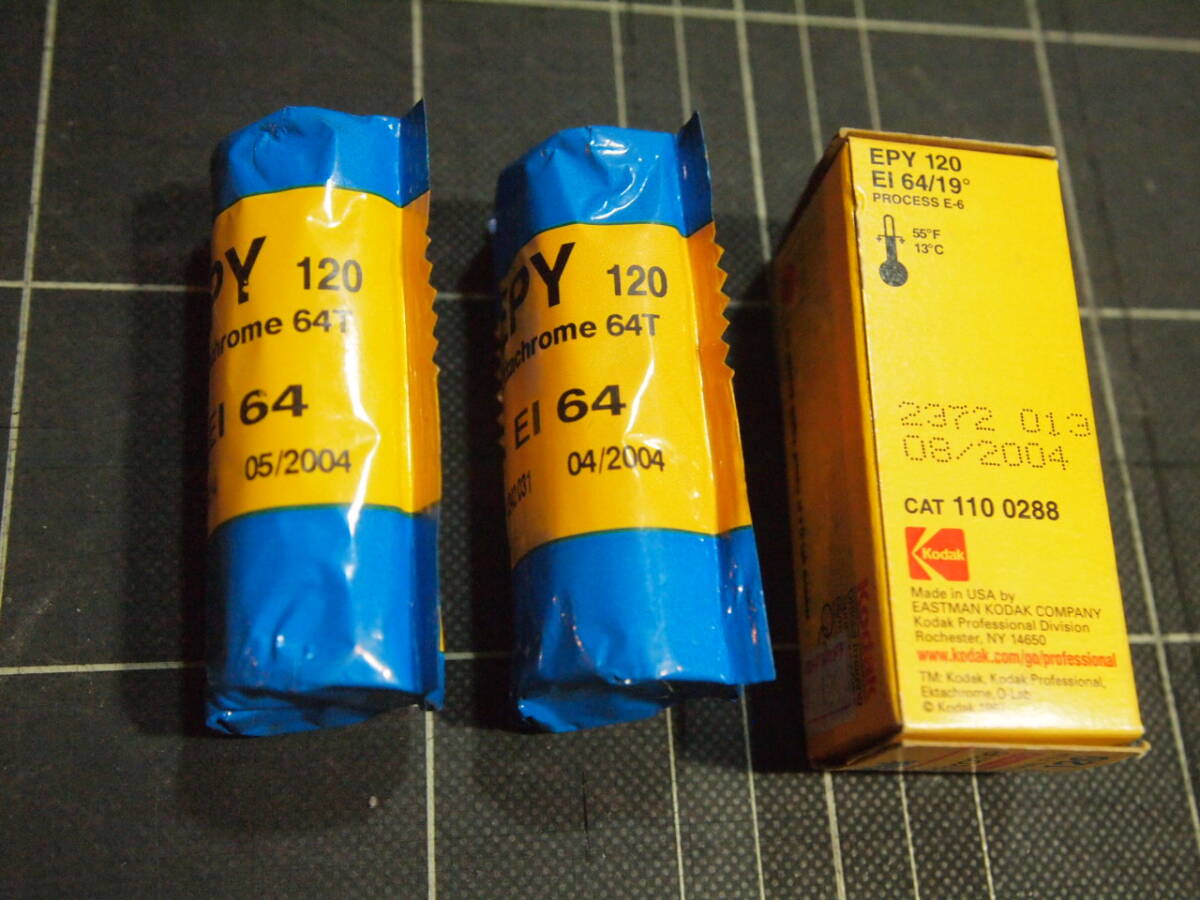 タングステンタイプのリバーサルフィルム　１２０－9本　期限切れ