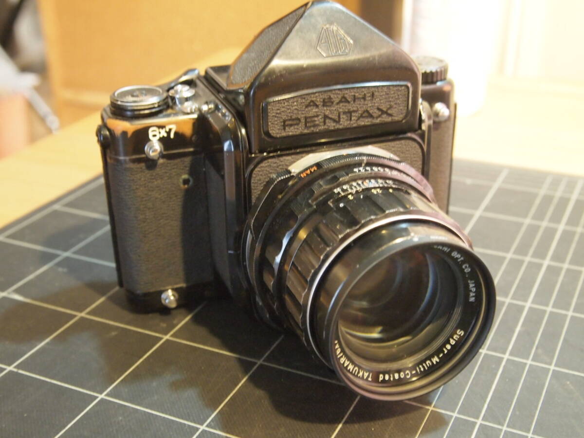 ペンタ６７本体　ジャンク　　標準105/2.4　部品取りに